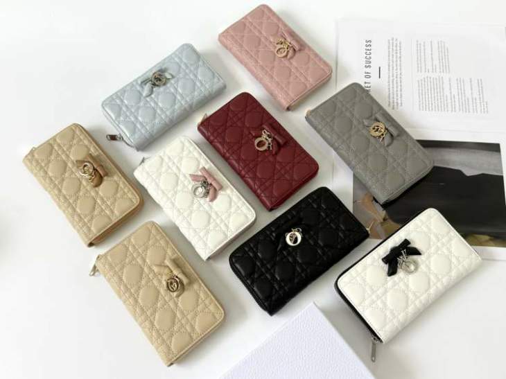 Picture of Dior Wallets _SKUfw239331205fw